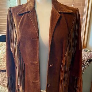 ☮️ Vintage Leather Jacket w/Tassels. Gorgeous Jacket! Where are my hippies?✌🏽